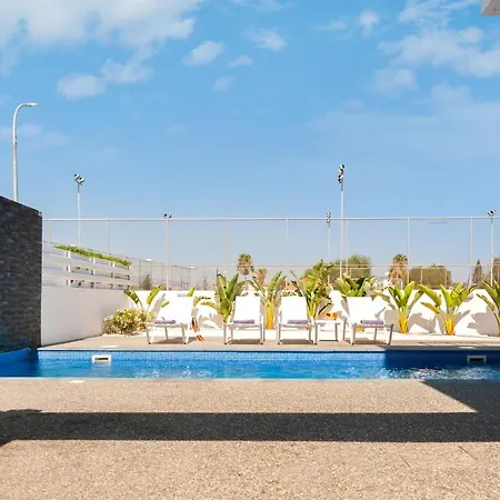Sunrise Seeker 3 Bdrm With Big Pvt Pool In * Protaras