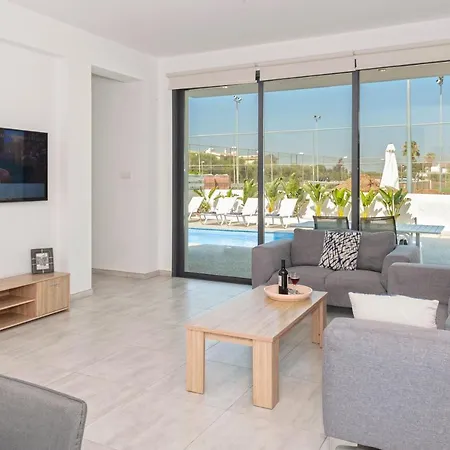 Sunrise Seeker 3 Bdrm With Big Pvt Pool In 빌라 *